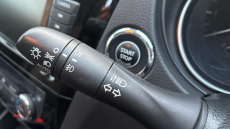 Nissan Qashqai 1.3 DiG-T N-Connecta 5dr Petrol Hatchback